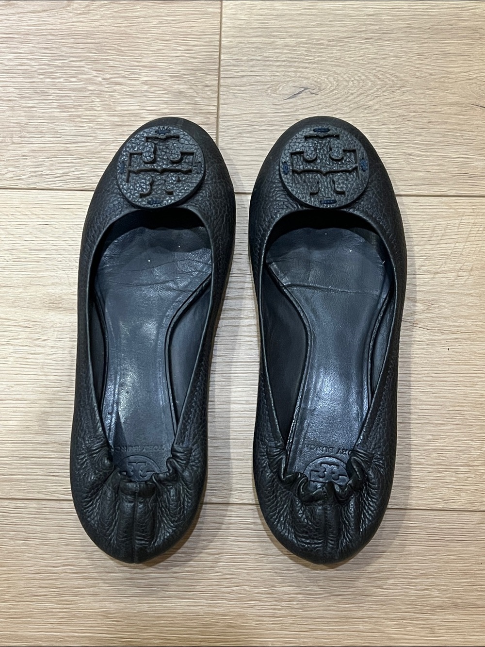 Tory Burch navy blue size 9 Pebbled Leather Reva Ballet Flats